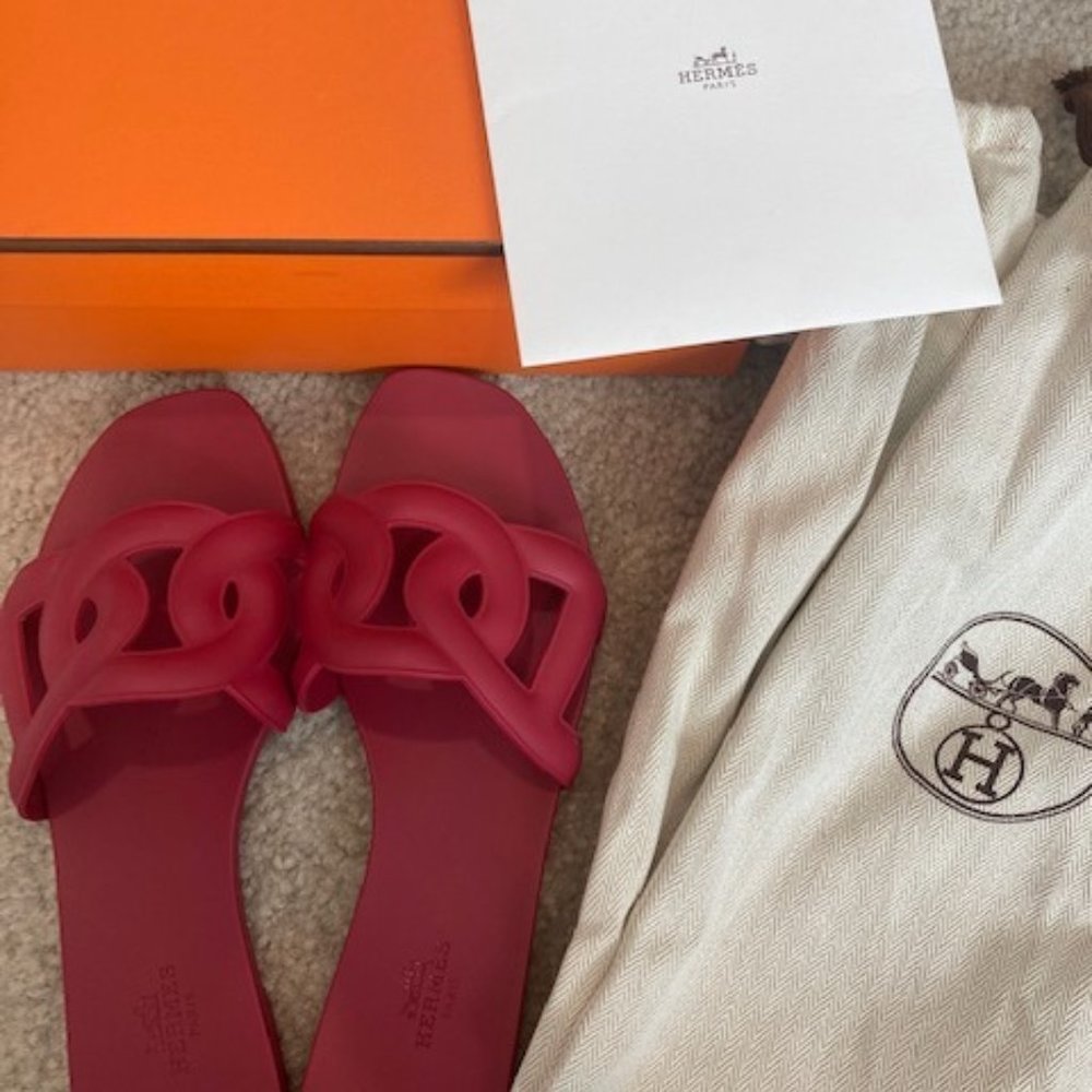 Hermes Aloha Sandals, Size 39 Rose Baie